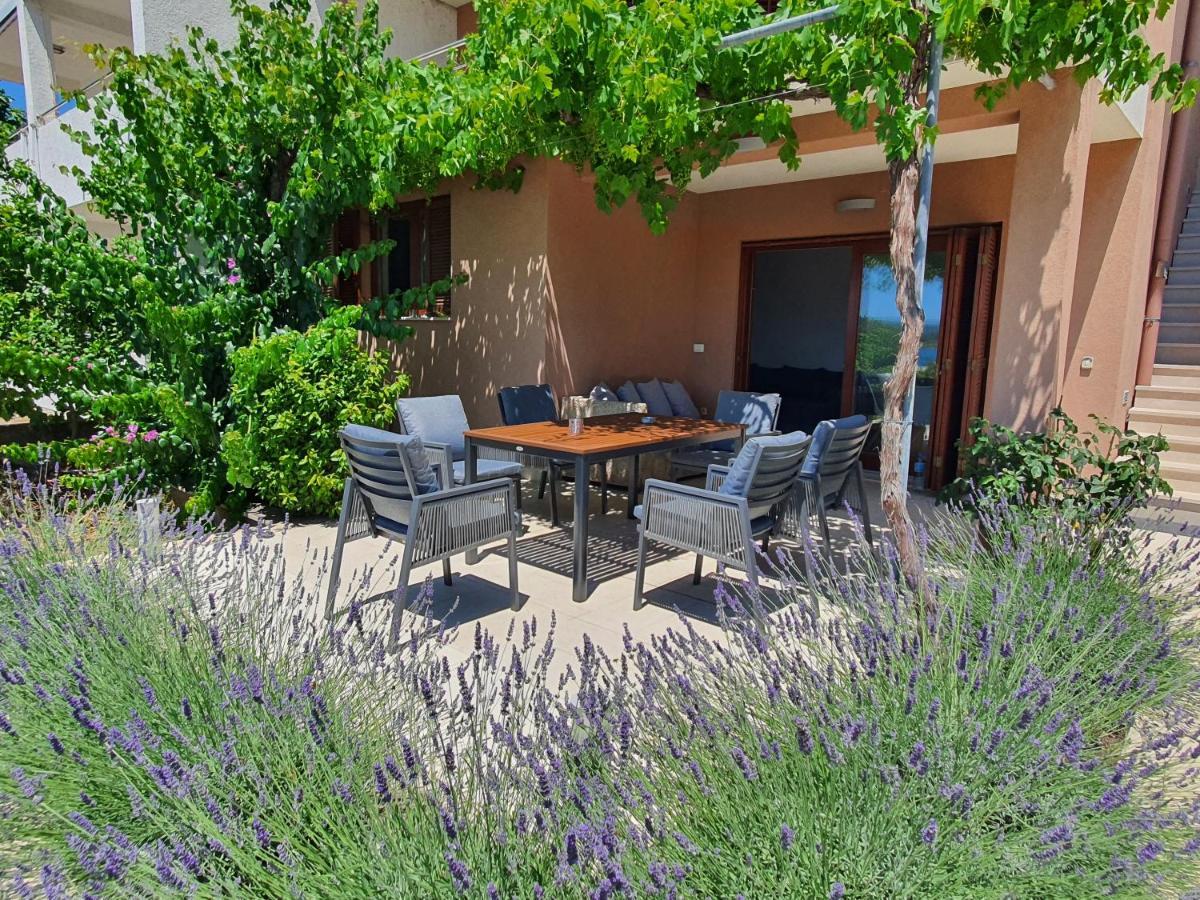 Apartments Villa Oliva Турань Екстер'єр фото