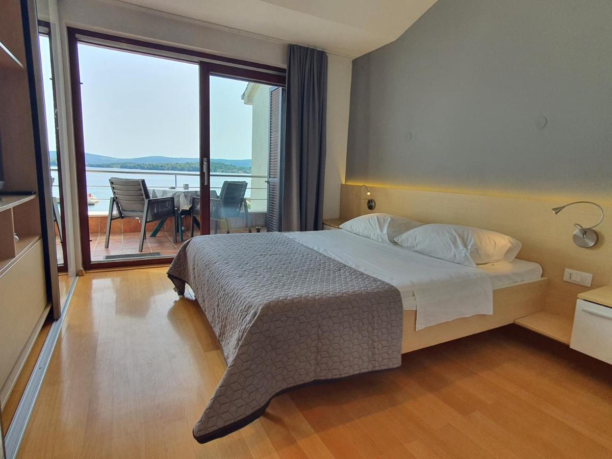 Apartments Villa Oliva Турань Екстер'єр фото
