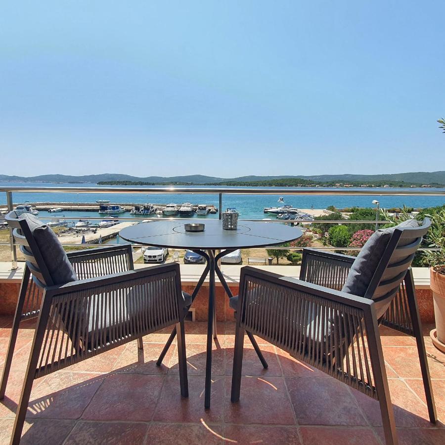 Apartments Villa Oliva Турань Екстер'єр фото