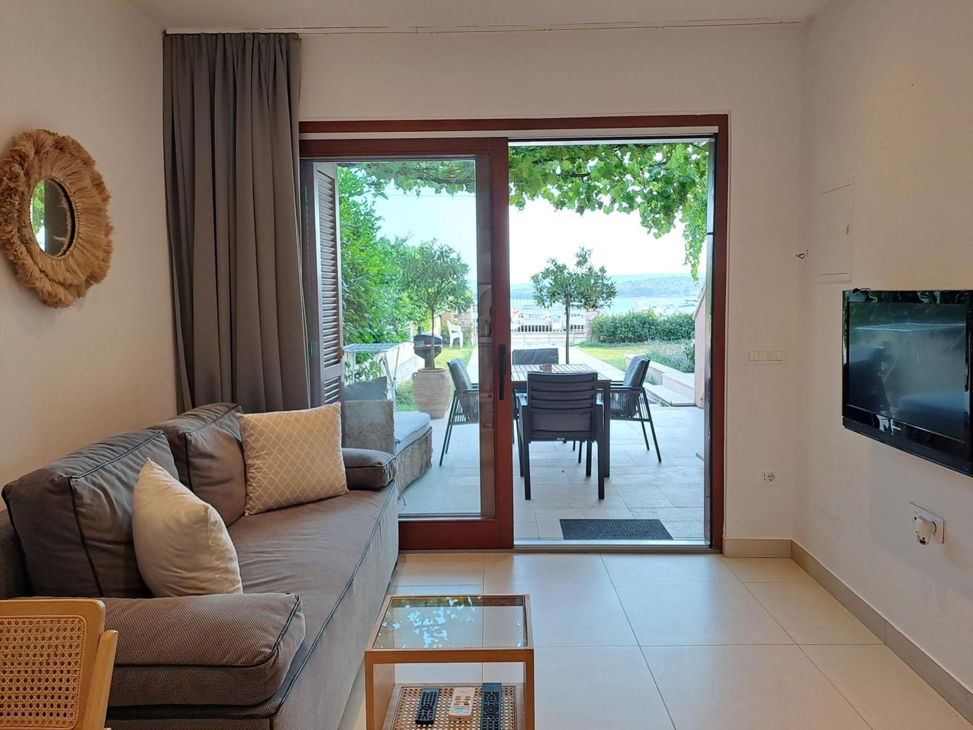 Apartments Villa Oliva Турань Екстер'єр фото