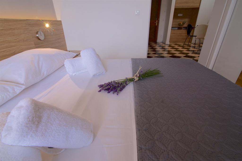 Apartments Villa Oliva Турань Екстер'єр фото